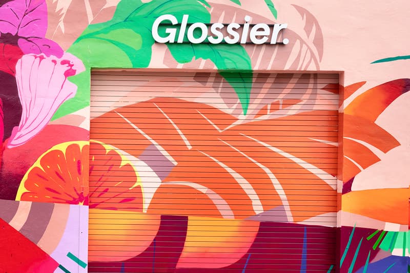 Glossier Miami Pop-Up Store 2019 Interior Emily Weiss Makeup Skincare Fragrance Beauty Cosmetics Pink Millennial Pastel Art Deco Design Mural Jacquie Comrie