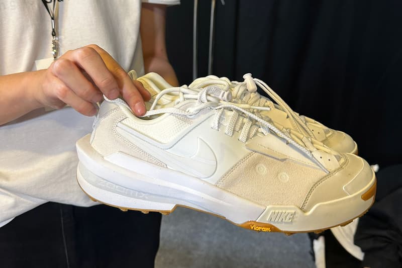 サカイ x ナイキの2025年春夏コラボフットウェアはゼガマドーム Closer Look at the sacai x Nike ZegamadomeCollaboration Revealed on the SS25 Menswear Paris Fashion Week Runway chitose abe